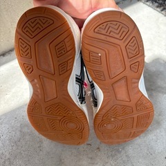 asics アシックス　バレーボールシューズの画像