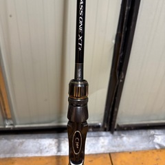 シマノ　バスロッド　23バスワンxt1610M2 美品