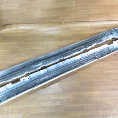 メルセデスベンツSクラスAMG W222 S63 ロング 前期純正 サイドステップ 左右 A2226902140/A2226902240　白ホワイトの画像