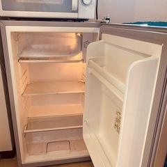 SHARP冷蔵庫の画像