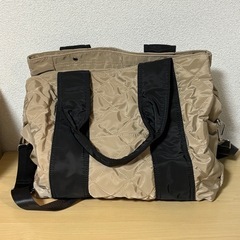 マザーズバッグ グレージュ 大容量の画像