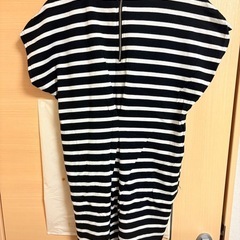 ポッケ付きカットソー  Fサイズの画像