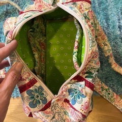 花柄ショルダーバッグ　ハンドメイド風　　ハンドバッグ　ボックスタイプの画像