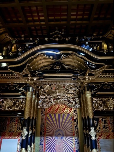 【受け渡し予定者決定】大型仏壇 小物セット 黒と金の伝統的デザイン