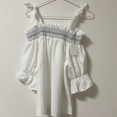 FUN　トップス オフショルの画像