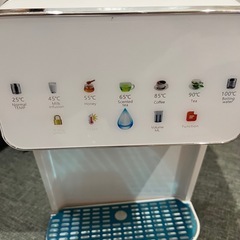 卓上ウォーターサーバー　浄水型ウォーターサーバー 水道水電気ケトル 湯沸かしタッチスクリーン ホームテーブル 小型ケトル 水飲み場 3Lインスタント湯沸かし器 インスタント温水 安全設計 高速給水器 ディスペンサー スマート電気ケトルの画像