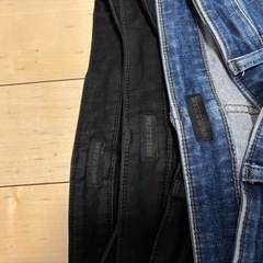 UNIQLO ウルトラストレッチスキニーデニム 3本セット サイズ28の画像