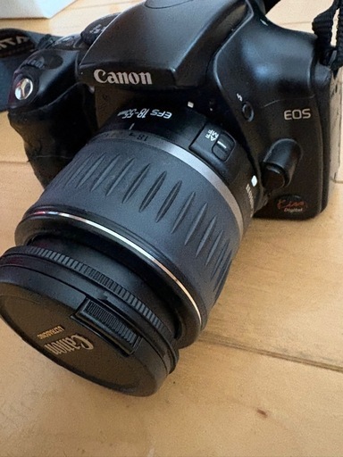 CANON EOS EH16 ビデオカメラ本体とレンズセット　カバー付き CANON EOS EH16 ビデオカメラ本体とレンズセットカバー付き