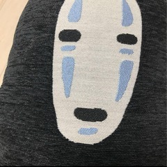 千と千尋の神隠し カオナシ クッションの画像