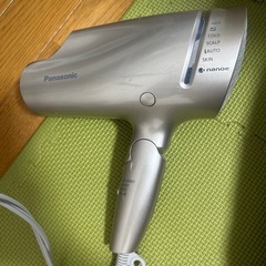 パナソニックnanoeドライヤー➕アイロンブラシ