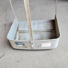 レトロ風チリトリ　高さ約47cmの画像