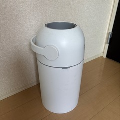 Pigeonオムツ用ゴミ箱