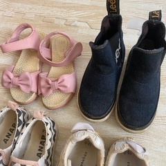 【16cm】子供用靴 300円〜500円 女の子 サンダル の画像