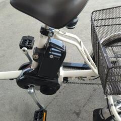 Panasonic　電動アシスト三輪自転車　ビビライフ　BE-FU831の画像