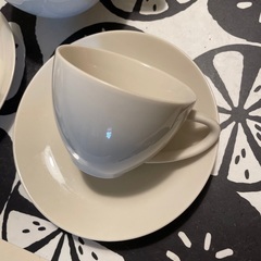 コーヒーカップソーサーとスープカップのセットの画像