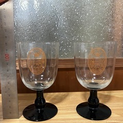 希少サクラスタウトのビールグラスの画像