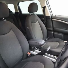 アウトドアも得意なオシャレなSUV(^_-)-☆の画像