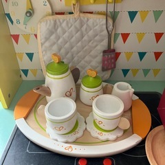 ままごとキッチン＋ティーセットの画像