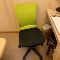 オフィスチェア