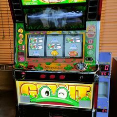 パチスロ実機　ジャイアントパルサー ４号機　ゲーム機仕様ですが家庭でも遊べます。カプセル出しホッパーも付いていますのでご家庭でカプセル出しゲームが出来ます。の画像