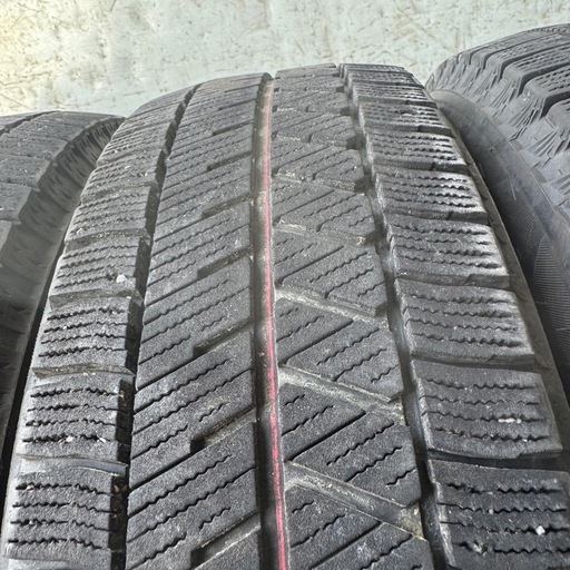 バリ山　BRIDGESTONE ブリヂストン　ブリジストン　VRX3 155/65R14 スタッドレス　タイヤ　2022年製　14イン