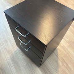 キャビネット、棚　2点セットの画像