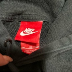 NIKE パーカー　XXL
の画像