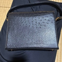 革　ハンドバッグ　黒の画像