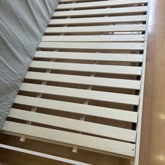 ニトリセミダブル 脚付きヘッドレスすのこベッドフレーム (SRN