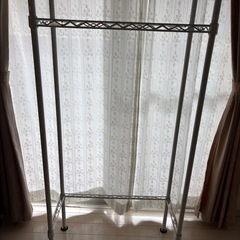 ERECTAのワイヤー棚の画像