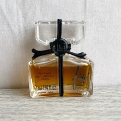 ☆お値引可能☆【新品未使用品】GUY LAROCHE Fidji ミニ香水7ml インテリアの画像