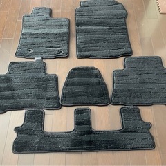 未使用品ランドクルーザーブラドフロアマットラグ