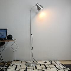 IKEA フロアランプ