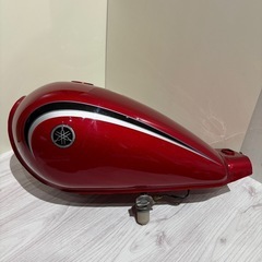 YB125SP タンク　YAMAHA ヤマハ