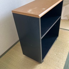 木製の棚　キャスター　棚　の画像