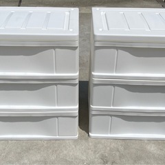 プラスチック衣装ケース