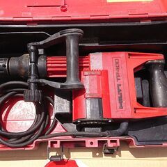🔴山口市、電動ハンマー￥12800🔴刃先ビット3種類🔴HILTI TP400🔴ケース付きの画像