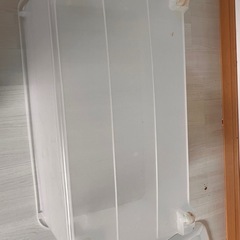 衣装ケースの画像