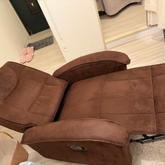 リクライニング1人用ソファの画像