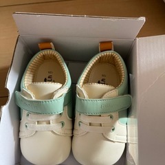 moimoln赤ちゃん靴2セットの画像