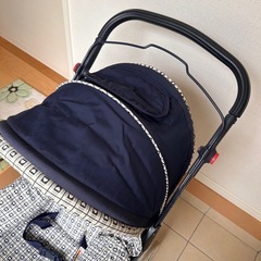 ベビーカー
の画像