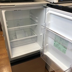 安心の6ヶ月保証付。【AQUA 2ドア冷蔵庫　AQR-J13K 2020年製　126L】取りに来れる方限定の画像