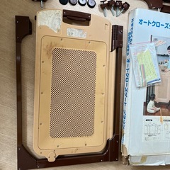 本日引取り無料　ベビーゲート　オートクローズ　ブラウンの画像
