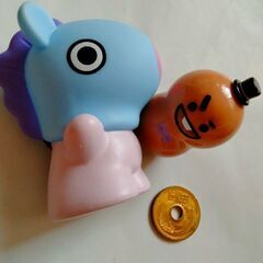 BT21 ソフビ人形とクーナッツの画像