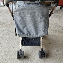 ベビーカーの画像