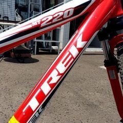 TREK 24インチ マウンテンバイク 子供用自転車 MT220 レッド/赤 キッズ