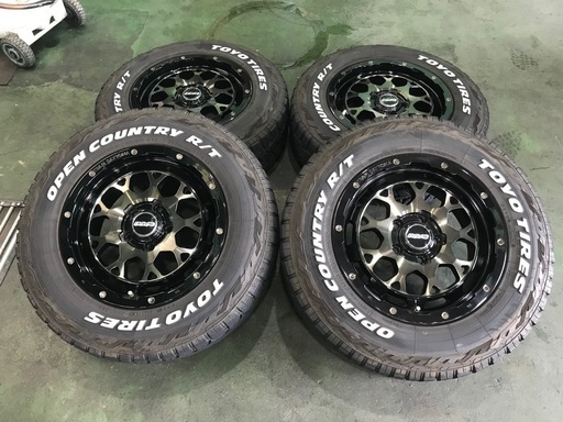 レイズ DAYTONA M9  16x7.0J 5/114.3  オープンカントリー R/T  225/70R16  中古 ４本