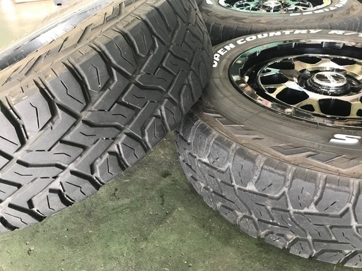 レイズ DAYTONA M9  16x7.0J 5/114.3  オープンカントリー R/T  225/70R16  中古 ４本
