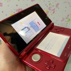 3DS本体　箱付き　ソフト3本の画像