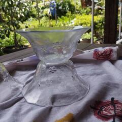 シールなし、多分未使用ガラスの器３個まとめて。の画像